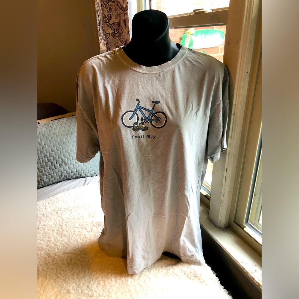 Life is Good Trail Mix TShirt - size M